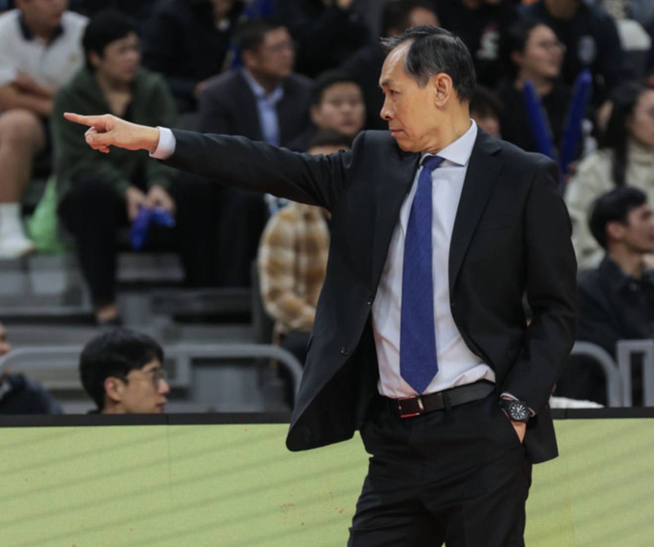 萨拉赫在雄鹿比赛中出色防守，爆冷引发热议！